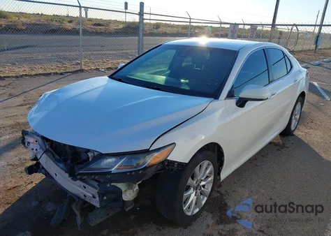 2018 Toyota Camry Le from USA, damaged, VIN JTNB11HK6J3037387
